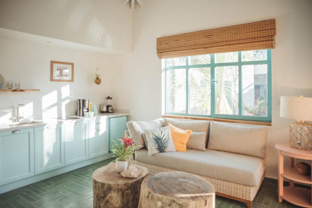 Boardwalk Boutique Hotel Aruba - Adults Only 팜비치 외부 사진